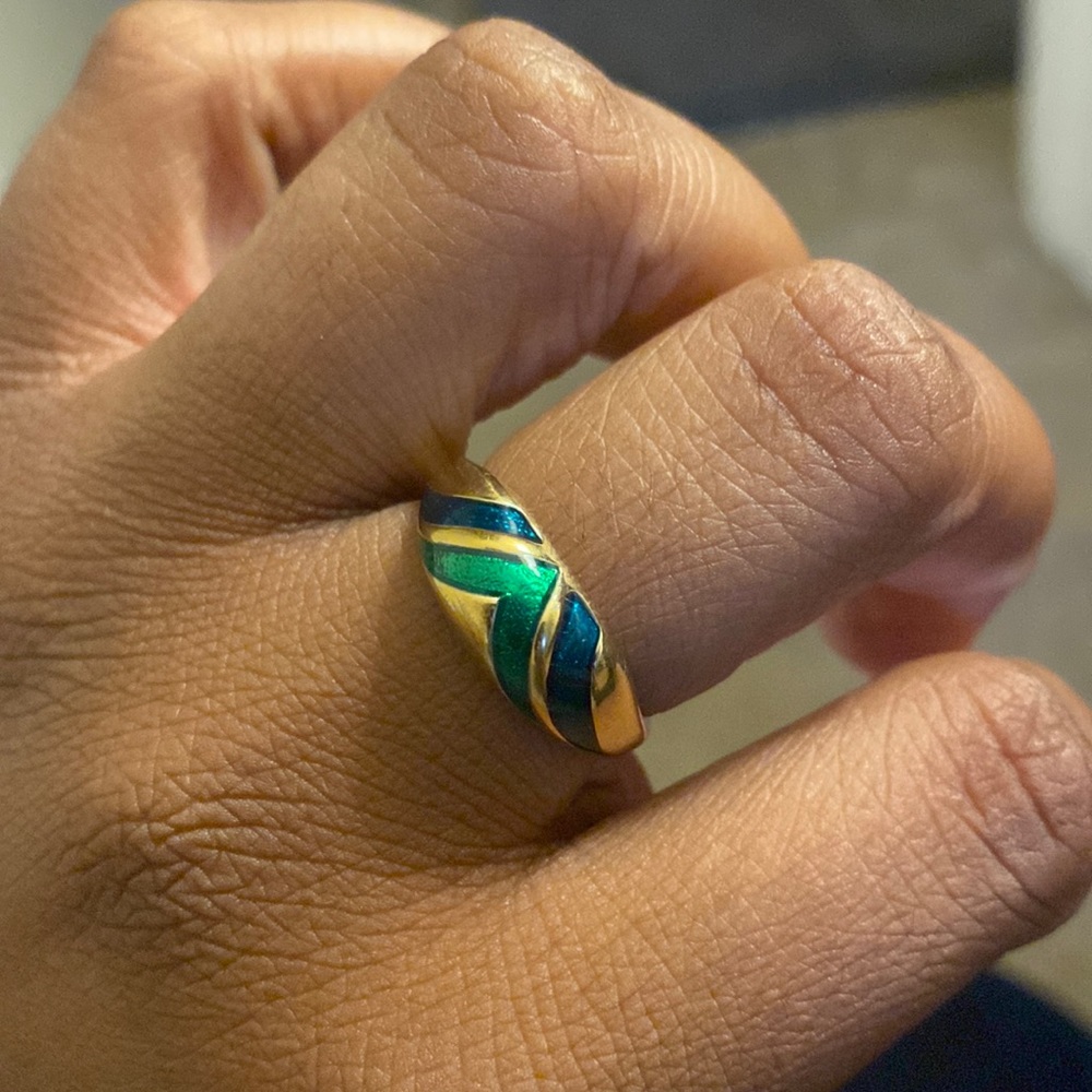 Western antique jewelry. AVON green enamel early old ring